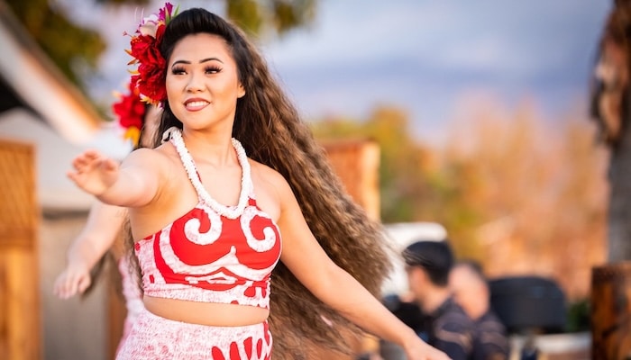 Gilligans Island Luau - Beautiful Hula Performance - Thumbnail - Book Maui Activities at Auntie Snorkel