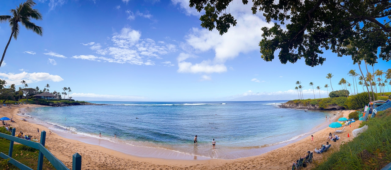 A full view of Kapalua Bay from the middle