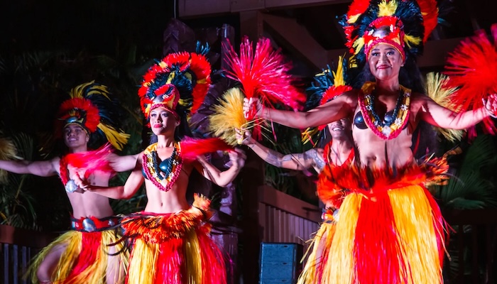 Maui Nui Luau at Black Rock - Book Maui Activities at Auntie Snorkel