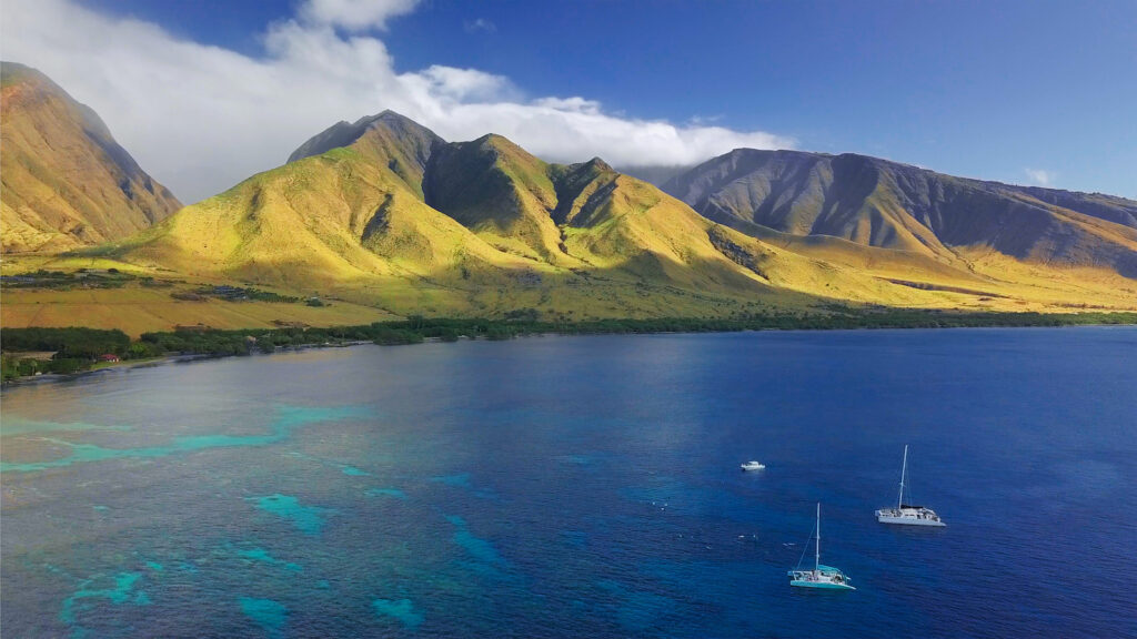 Olowalu in Maui, Hawai'i - a top snorkeling spot in West Maui